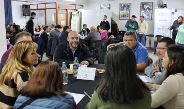 “Queremos que los vecinos sean protagonistas”, dijo Checho Basile en el 7mo. encuentro de ADN