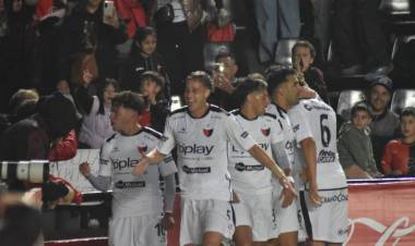 Colón dejó escapar la victoria en casa y también la punta en la zona "A"