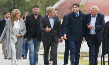 Pullaro reivindicó la regionalización como “el camino para mostrarle al país un modelo de desarrollo y producción”