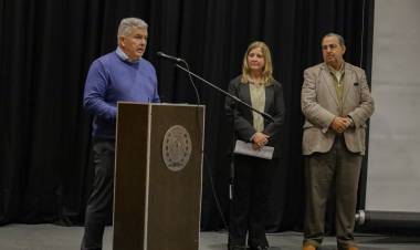 Santa Fe debate el futuro de sus entornos ribereños con una comisión interdisciplinaria