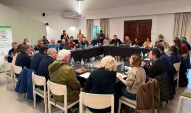 La problemática de caminos se debatió en una mesa regional convocada por la SRR