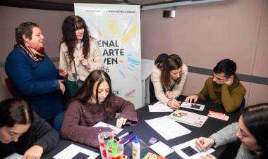 La UNL presentó la XVI Bienal de Arte Joven
