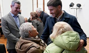 Pullaro: “El desafío que tenemos es estar unidos y trabajar juntos para que las personas mayores vivan mejor”