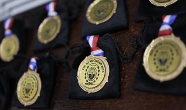 El Concejo Municipal entregó los premios “Gol de mi ciudad”