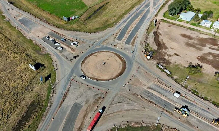 La obra de la Rotonda de Arrufó -RN34 y RP39- avanza a pasos sostenidos “hacia su etapa final”