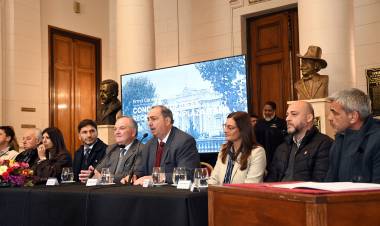 Se firmó un acuerdo para transformar la Plaza Italia en un nuevo espacio recreativo para la ciudad