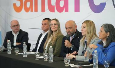 Histórico: Provincia anunció que por primera vez la ciudad de Santa Fe tendrá un vuelo internacional regular y será a Florianópolis