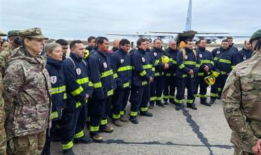 Misión internacional: la brigada de rescatistas de Santa Fe ya viaja a Venezuela con 8 toneladas de equipos técnicos