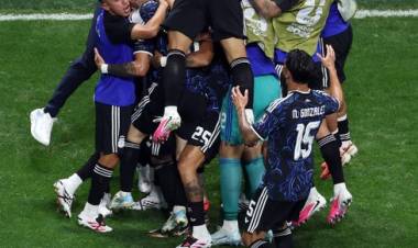 La fuerte editorial uruguaya contra los hinchas celestes que apoyaron a Inglaterra: “Somos un pueblo envidioso”