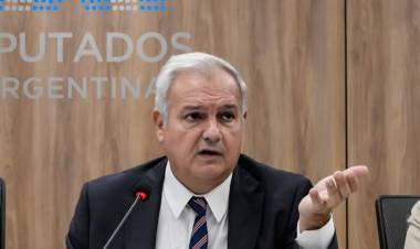 Farías impulsa una ley para fortalecer a las micro, pequeñas y medianas empresas, y promover el desarrollo productivo federal