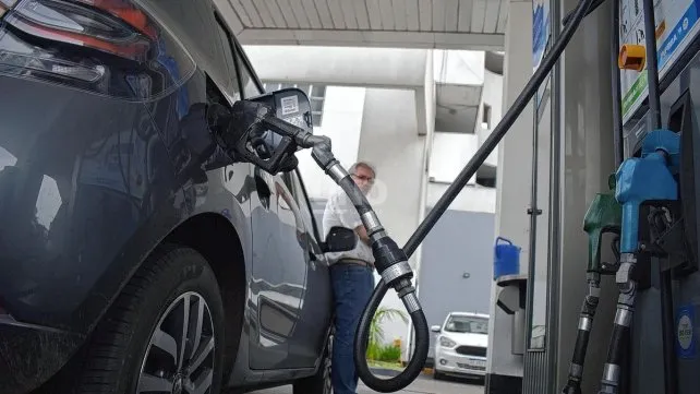 Combustibles en Santa Fe: por qué las estaciones de servicio aseguran que cada vez venden menos