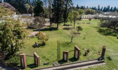 Los productos de la Escuela Granja llegan al Rectorado de la UNL