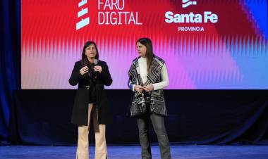 Educación: 1.300 docentes, directivos, estudiantes y familiares asistieron a las charlas sobre estrategias para prevenir la dependencia digital