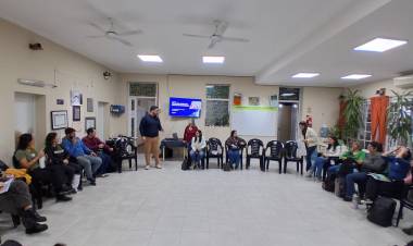 Educación Ambiental: docentes participaron del primer encuentro presencial de la capacitación