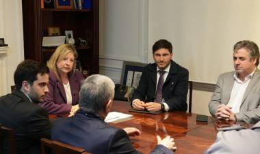Pullaro se reunió con la ministra Monteoliva: “Avanzamos en nuevos desafíos y objetivos para la seguridad de Santa Fe”