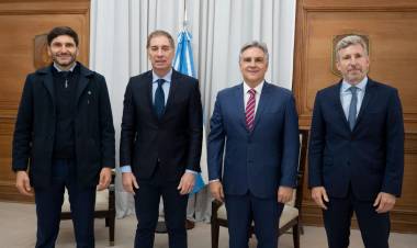 Los gobernadores de la Región Centro se reunieron con Santilli