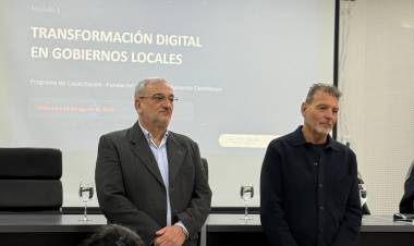 Calvo acompañó la capacitación de la Fundación SEOM de herramientas digitales e IA