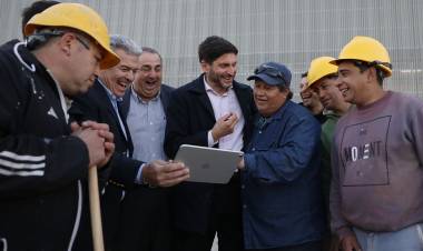 Pullaro anunció con Poletti y Garibaldi la realización del primer kilómetro de la Costanera del Salado