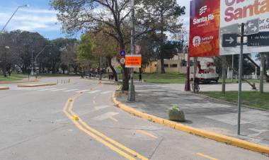 La Municipalidad reordena el estacionamiento para acompañar la nueva ciclovía de la ciudad