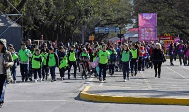 Juegos Suramericanos: más de 16.000 estudiantes le dieron un marco imponente al Parque de la Independencia