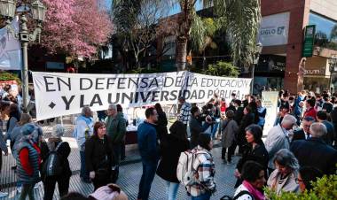 Presupuesto 2027: la UNL reclama más fondos y advierte que el Gobierno prevé un 35% menos de lo que pide el sistema universitario