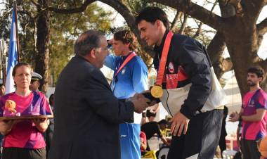 El esquí náutico se volvió protagonista en el lago del Parque del Sur