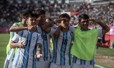  Argentina le empató a Venezuela en el final y se metió en semifinales del fútbol en los Suramericanos