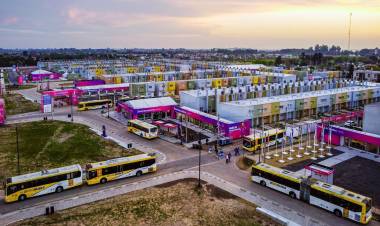 El motor de los Suramericanos: colectivos de la ciudad recorrieron más de 41 mil kilómetros trasladando atletas