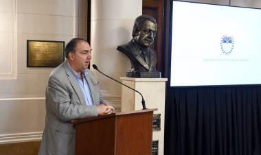 Se entregaron los premios a los ganadores del concurso para transformar la Plaza Italia