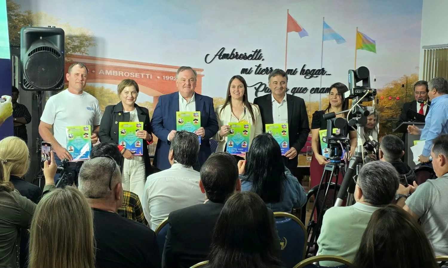 Con una atractiva cartelera artística se presentó en Ambrosetti la 11° Fiesta de la Confraternidad 2026