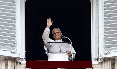 El papa León XIV reapareció tras su operación por cáncer de pulmón y agradeció el apoyo de los fieles