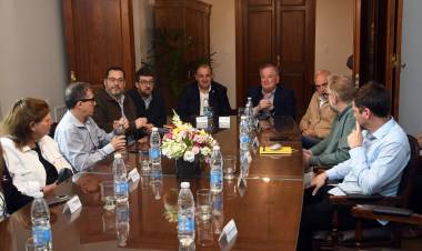 Plaza Italia: el Municipio y la Legislatura definieron el proyecto para transformar el espacio público