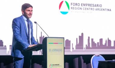 Santa Fe es la segunda provincia con menos empleados públicos por habitante