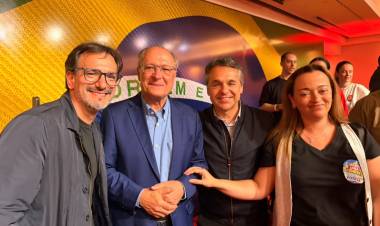Desde Brasil Diego Giuliano celebró el triunfo de Lula: "Es posible vencer a la extrema derecha"