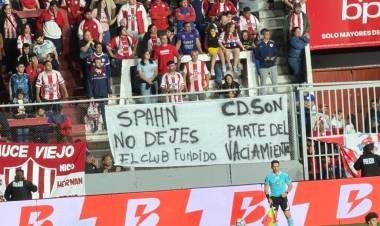 Unión le ganó a Estudiantes, pero hubo mensajes contra Spahn en las tribunas