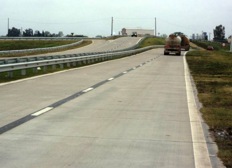 Luminarias en circunvalación: “anunciaron tres veces una obra que no se está haciendo”