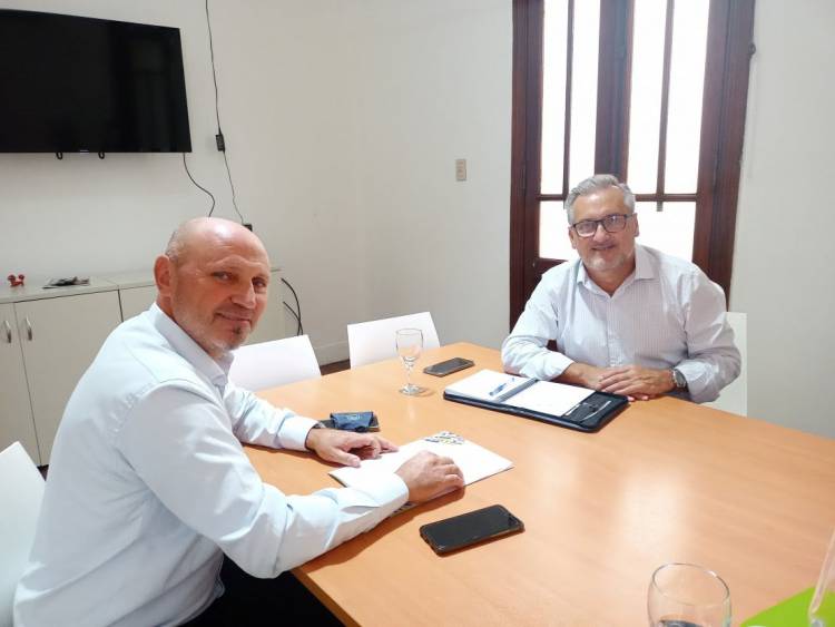 El defensor Gabriel Savino se reunió con el senador nacional Marcelo Lewandovsky