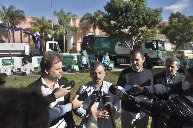 Con más equipamiento, la Municipalidad refuerza la recolección de hojas y ramas