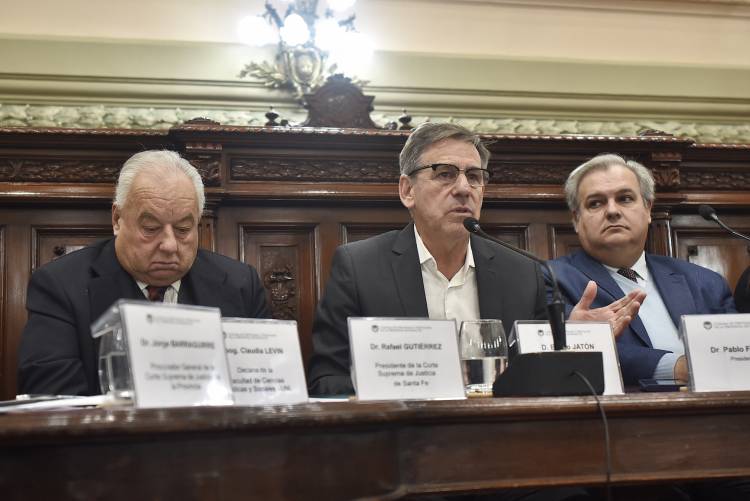 Jatón participó de la audiencia pública “Hacia la autonomía municipal”