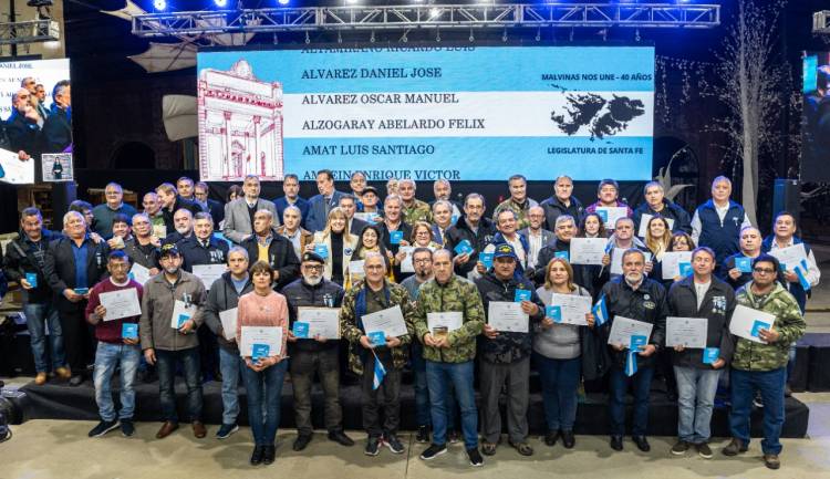 Calvo participó del acto de homenaje a los veteranos y caídos n Malvinas