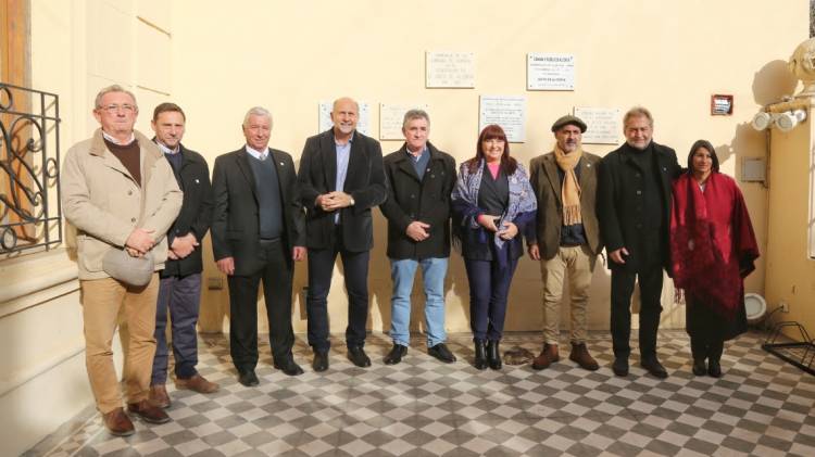 Perotti encabezó el acto central en conmemoración por el 110° aniversario del Grito de Alcorta