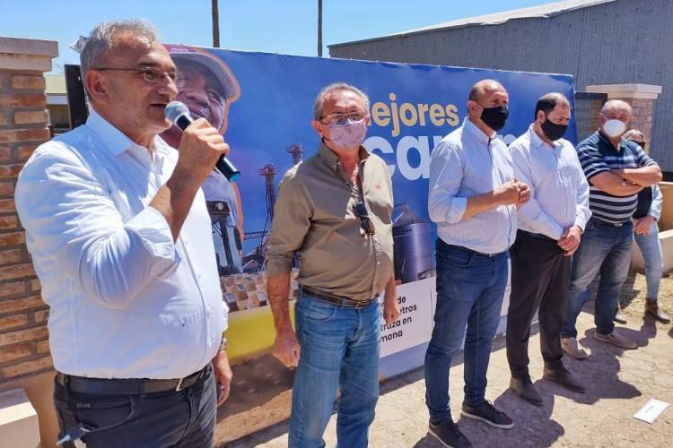 Firma de convenios del programa "Caminos de la Ruralidad" en Ramona y Egusquiza