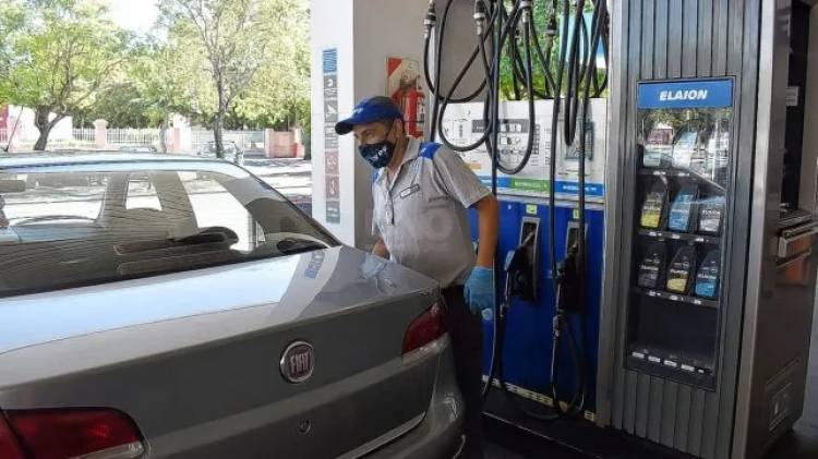 Crisis de diésel: "Ninguna estación les está llenando el tanque a los vehículos"