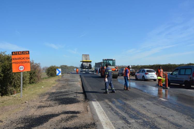 Continúan las obras en la autopista Rosario - Córdoba entre Funes y Roldán