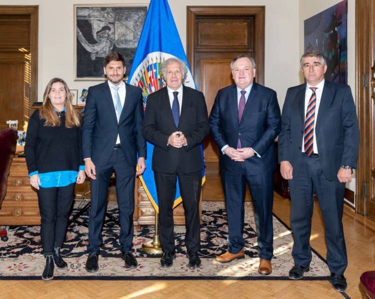 Pullaro y Michlig presentaron en el BID proyectos de inversión para obras en la Provincia