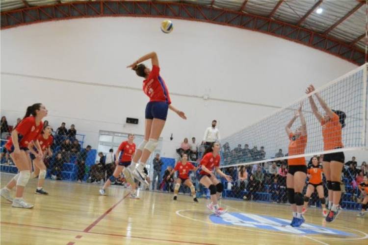 Automovilismo y vóley nacional, lo más destacado en otro finde a puro deporte