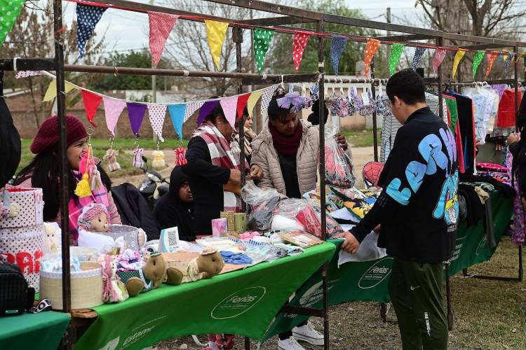 Este sábado comienza la Feria de barrio Las Flores