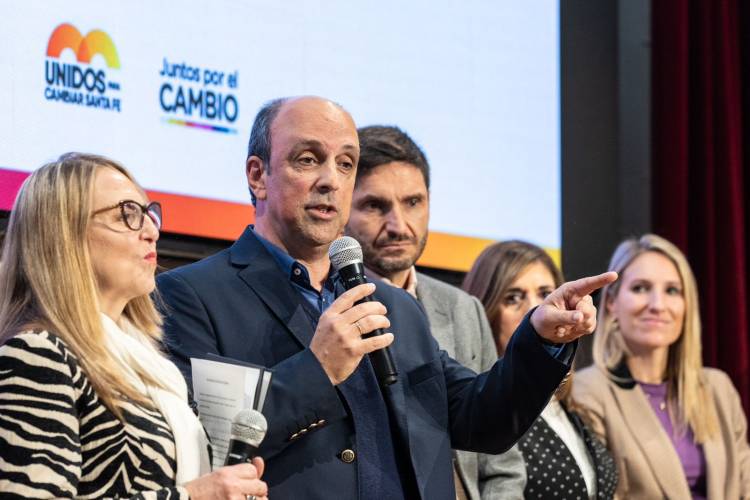 José Corral: “Mi compromiso es con la Capital y con dejar atrás el mal gobierno de Perotti”