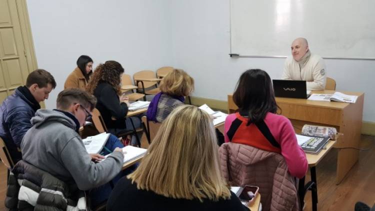 UNL abre la inscripción a becas en idiomas para deportistas federados