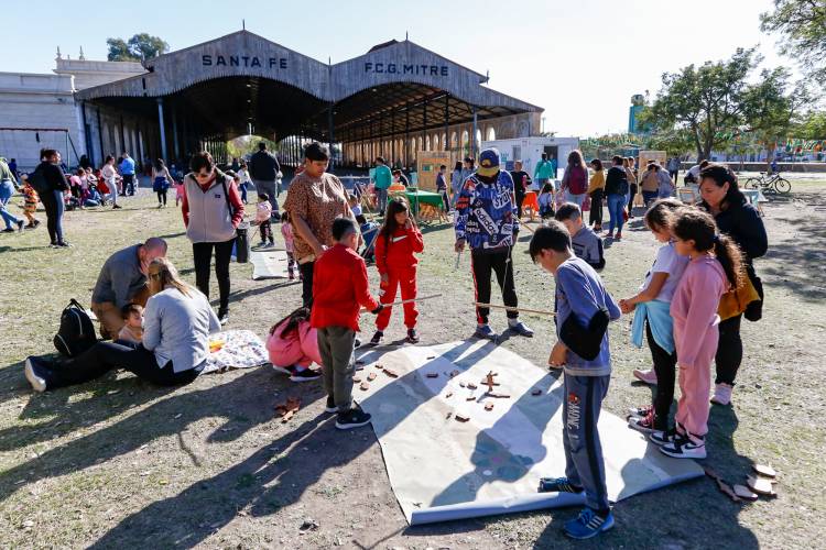 La Municipalidad cerró las vacaciones de invierno en la Estación Mitre